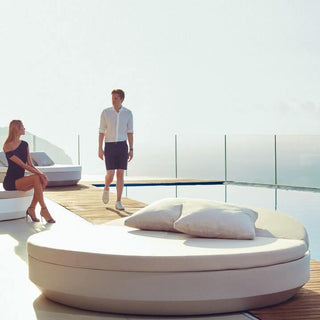 Vondom Vela Daybed diam.210 cm round reclining garden daybed - Buy now on ShopDecor - Discover the best products by VONDOM design